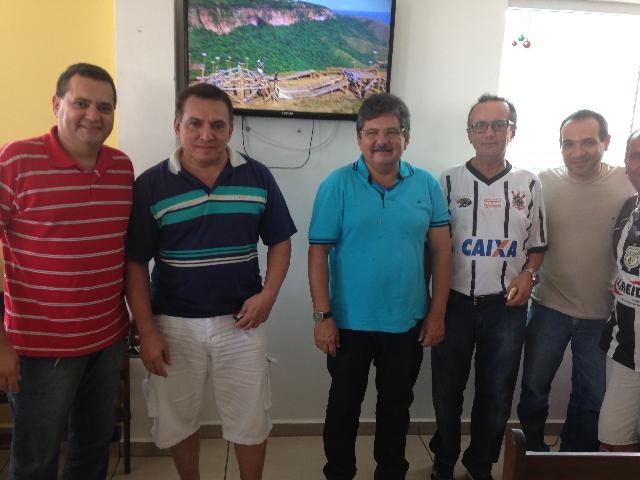 Presiddnte Adriano Galdino com a equipe do Jornal de Verdade: Carlos Magno, Paulo Roberto, Juarez Amaral e Polion Arajo