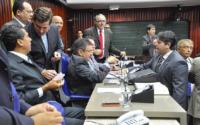 AS contas do Governador Ricardo Coutinho referentes a 2012 sero apreciadas, agora, no plenrio a Assembleia Legislativa da Paraba