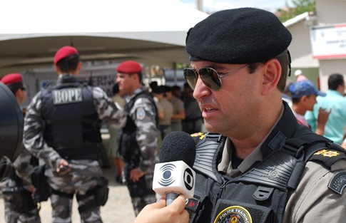 Tenente-coronel Souza Neto, comandante do II BPM